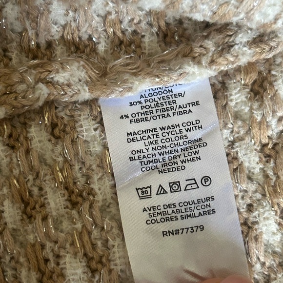 Ann Taylor Cream Textured Cardigan - Picture 7 of 9